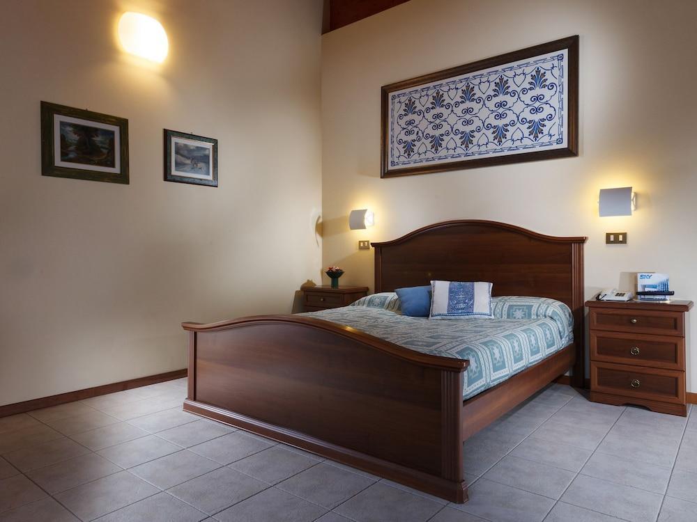 Hotel Columbia Marina Romea Εξωτερικό φωτογραφία