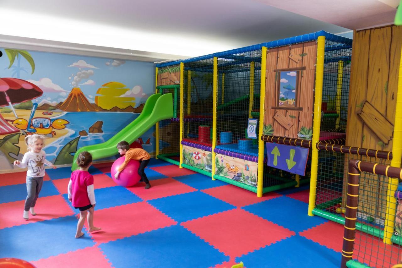 Hotel Columbia Marina Romea Εξωτερικό φωτογραφία