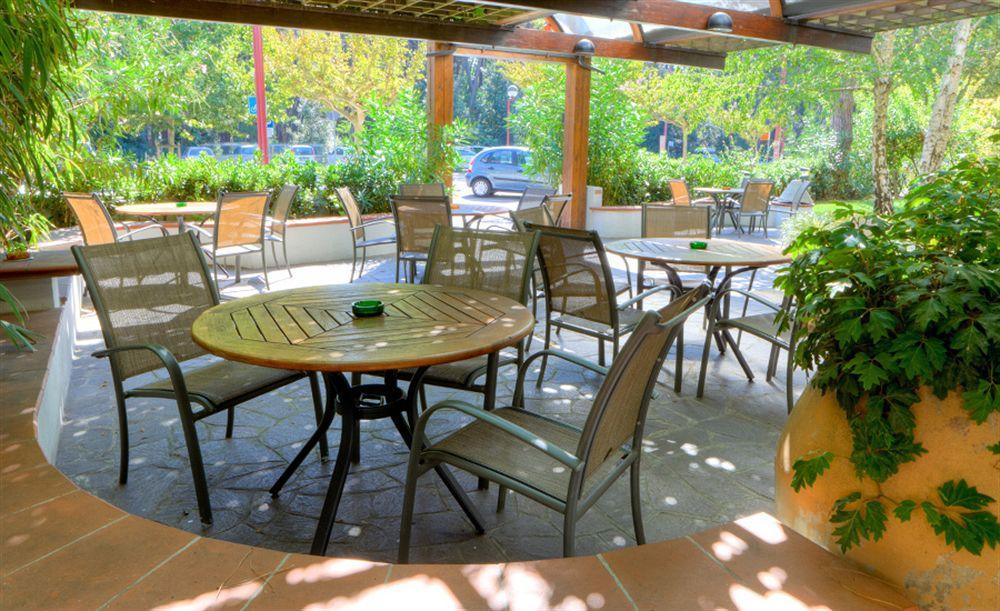 Hotel Columbia Marina Romea Εξωτερικό φωτογραφία